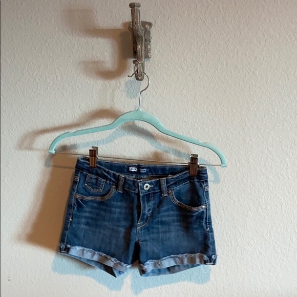 Levi’s Girls Shorty Shorts Denim Cuff Shorts - Picture 2 of 8